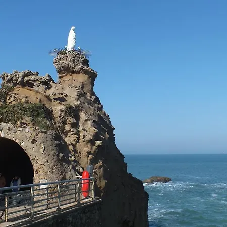 Hotel Parc Mazon-biarritz 2*
